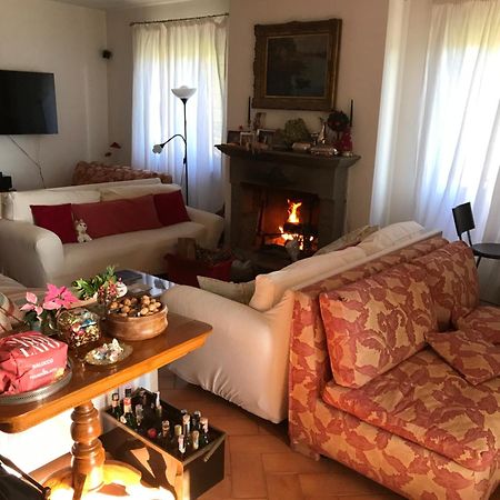 Casale Vicino Al Golf Nazionale Bed & Breakfast Monterosi Eksteriør bilde