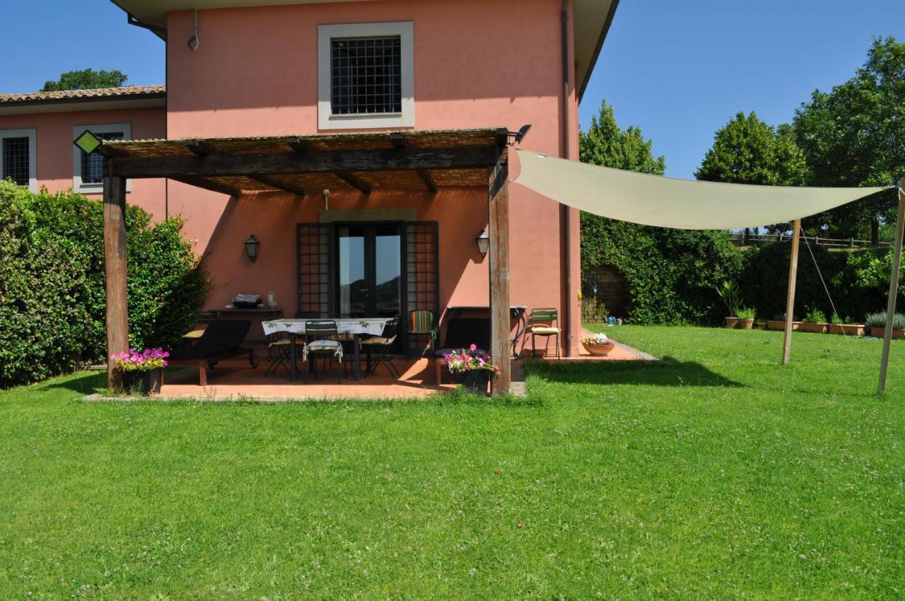 Casale Vicino Al Golf Nazionale Bed & Breakfast Monterosi Eksteriør bilde